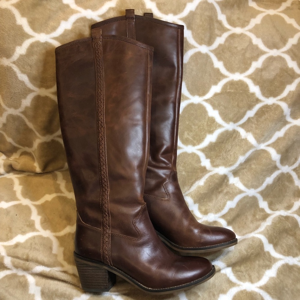 Lucky brand riding boots